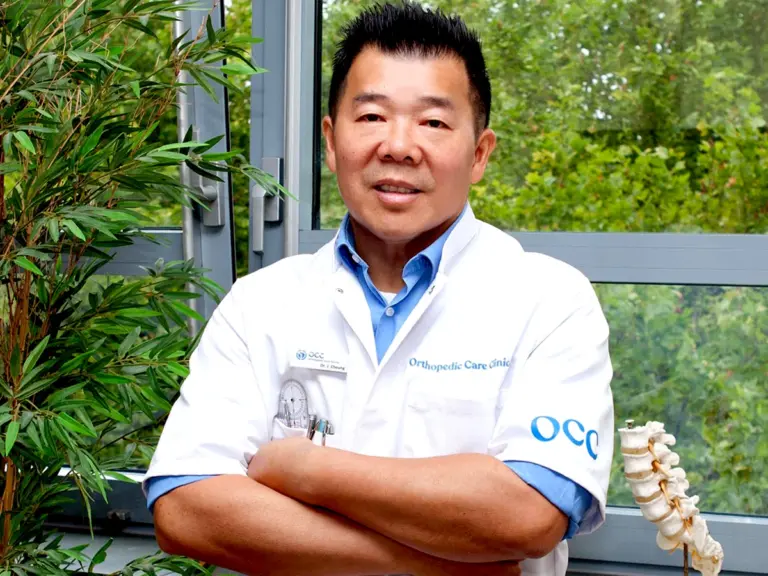 John Cheung, orthopedisch specialist bij Orthopedic Care Clinic Amsterdam.