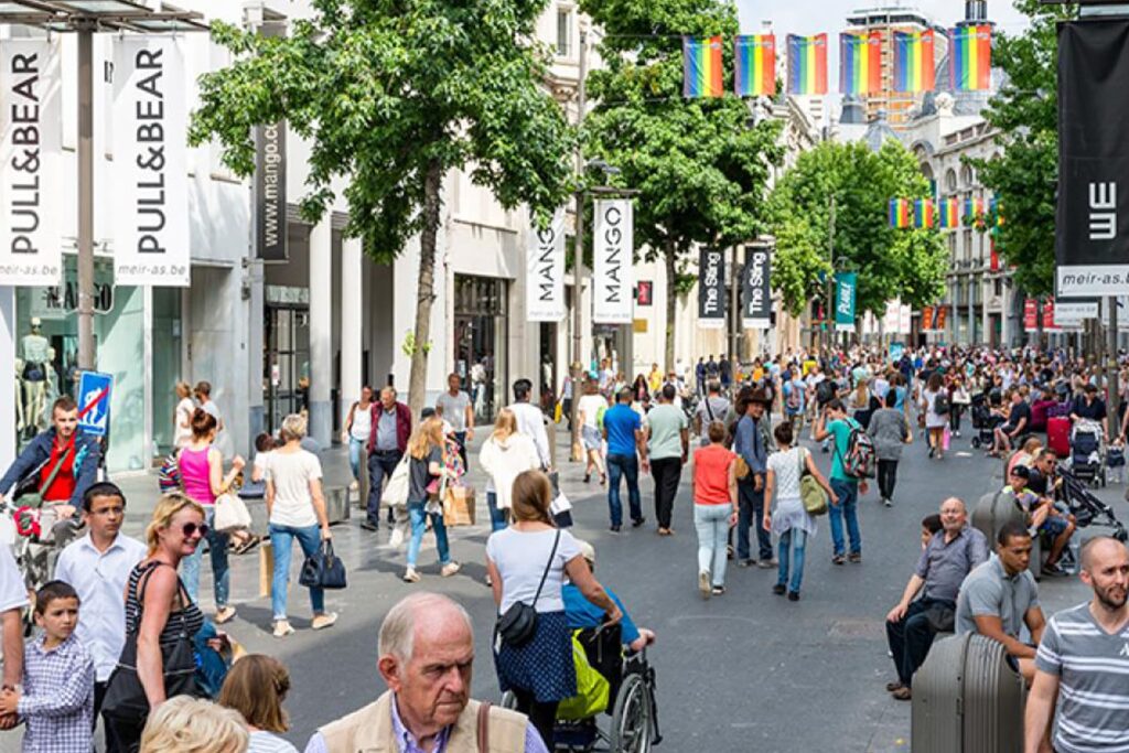 Orthopaedics care clinics, locatie amsterdam zuidoost voordeur aanzicht orthopedisch specialistische kliniek.